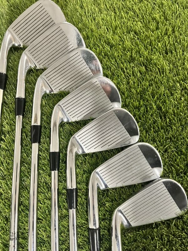 Titleist AP2 712 4-PW//Stiff 4 Titleist AP2 712 4-PW//Stiff - Image 2