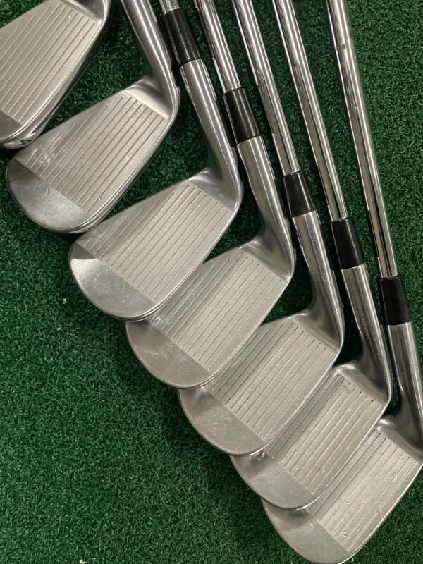 Taylormade TP Irons 4-PW // Stiff 4 Taylormade TP Irons 4-PW // Stiff - Image 2