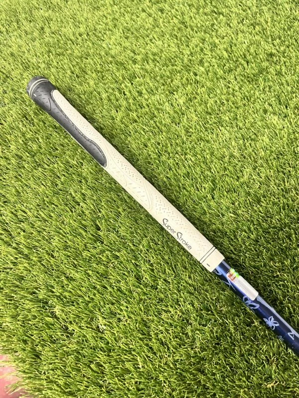 Titleist 910F 13.5° Strong 3W//Stiff 6 Titleist 910F 13.5° Strong 3W//Stiff - Image 4