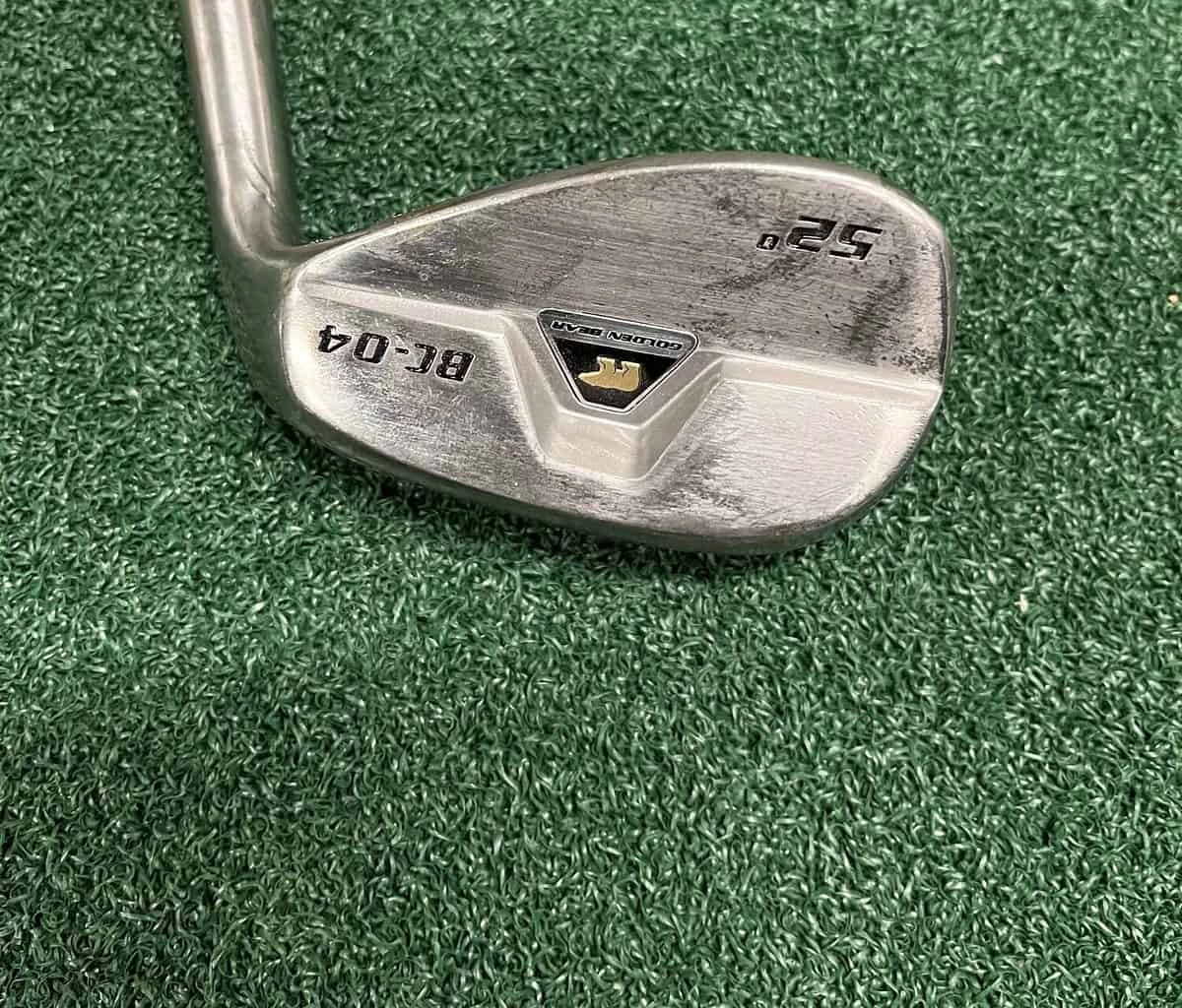 Golden Bear 52° Wedge// Wedge 3 Golden Bear 52° Wedge// Wedge