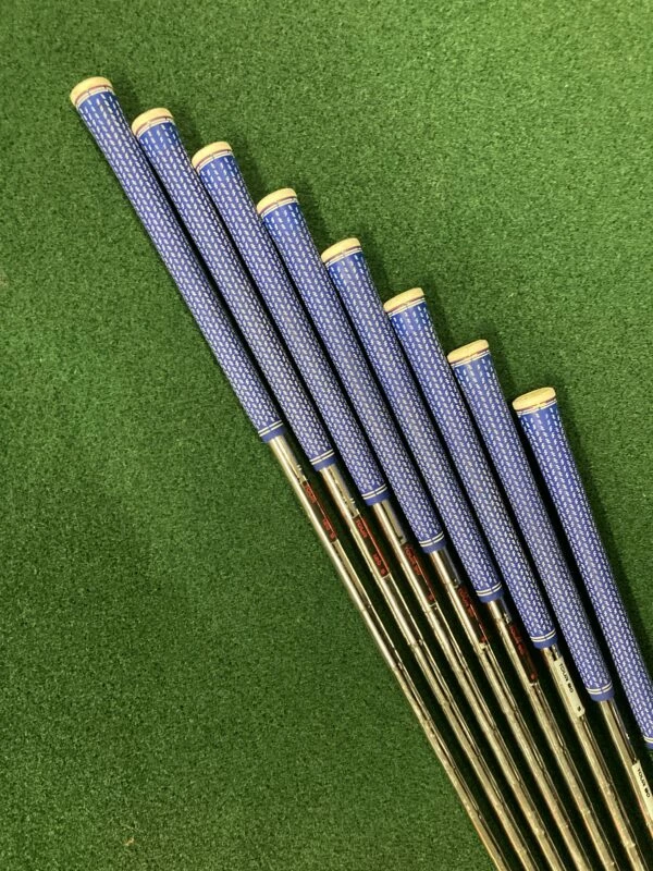 Cobra One Length Irons 4-W LH // Stiff 5 Cobra One Length Irons 4-W LH // Stiff - Image 3