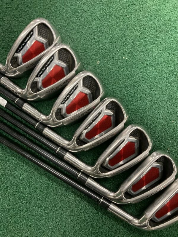 TaylorMade Burner Superlaunch 4-PW//Reg Graph 3 TaylorMade Burner Superlaunch 4-PW//Reg Graph