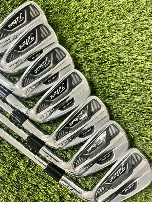 Titleist AP2 712 4-PW//Stiff 3 Titleist AP2 712 4-PW//Stiff