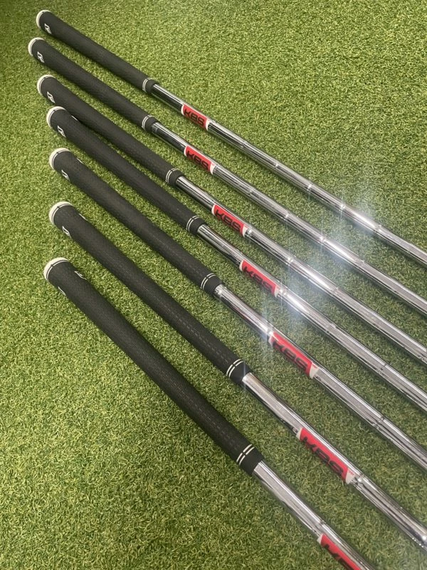 Wilson D7 Irons 4-SW // Reg 6 Wilson D7 Irons 4-SW // Reg - Image 4