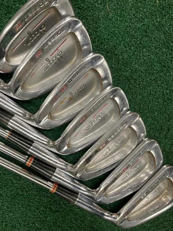 Hogan Edge 1988 Model Forged G8 Irons 3-SW// Reg 3 Hogan Edge 1988 Model Forged G8 Irons 3-SW// Reg
