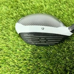 TaylorMade Sim Rocket 3w 14°//Stiff 7 TaylorMade Sim Rocket 3w 14°//Stiff -Fairway Woods Sales 68568F96 9B27 4977 974C 8ADADF1AF982 600x800 1