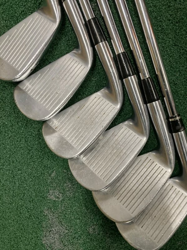 Titleist CB Forged 714 4-9//Stiff 4 Titleist CB Forged 714 4-9//Stiff - Image 2