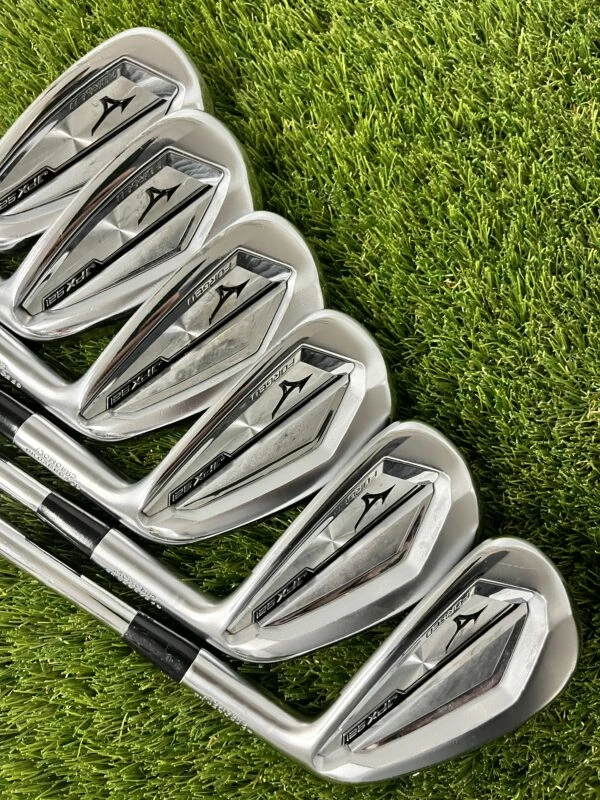 Mizuno JPX 921 5-PW // Reg 3 Mizuno JPX 921 5-PW // Reg