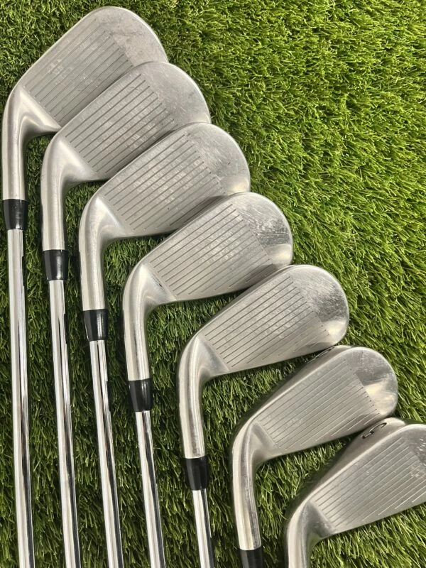 Titleist T300 5- GW// Reg 4 Titleist T300 5- GW// Reg - Image 2