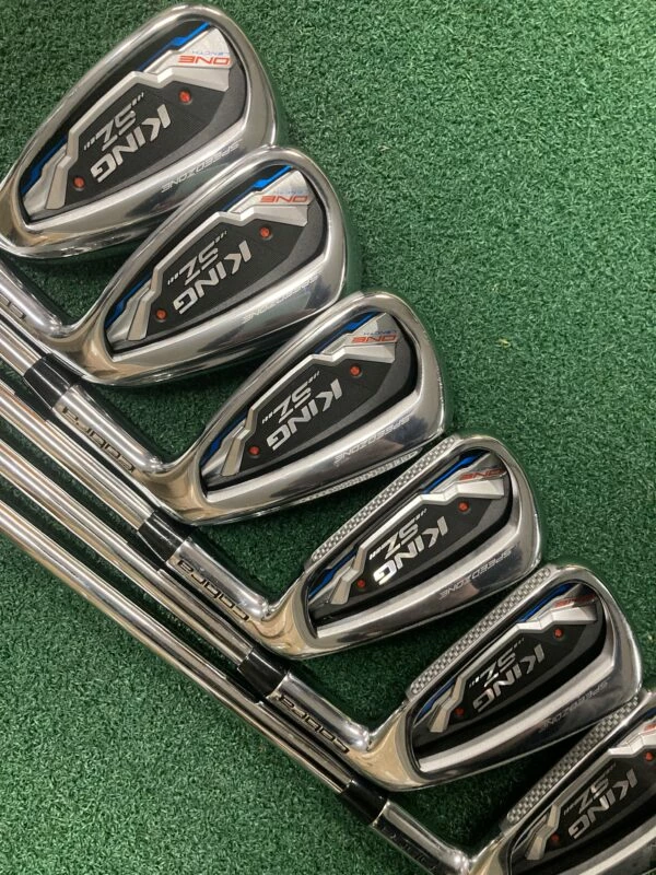 Cobra King SZ One Len Irons (5-pw) // Reg 3 Cobra King SZ One Len Irons (5-pw) // Reg