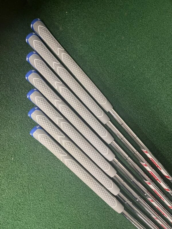 Titleist T300 Irons 5-GW//Reg 5 Titleist T300 Irons 5-GW//Reg - Image 3