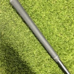 Titleist 18° 906F2 Fairway//Reg -Fairway Woods Sales A5CE9744 FAF1 4A17 812E B3259DF09308 600x800 1