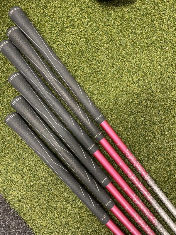 Callaway X2 Hot Ladies Set 5-SW (NO 6 IRON) Light 5 Callaway X2 Hot Ladies Set 5-SW (NO 6 IRON) Light - Image 3