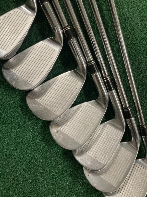 TaylorMade R7 CGB 4-SW // Stiff 4 TaylorMade R7 CGB 4-SW // Stiff - Image 2