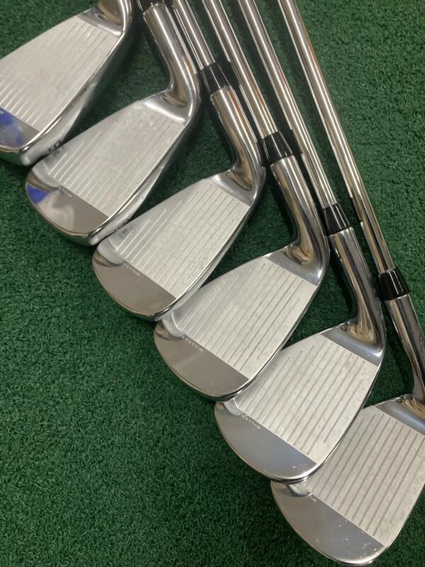Cobra King SZ One Len Irons (5-pw) // Reg 4 Cobra King SZ One Len Irons (5-pw) // Reg - Image 2