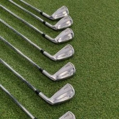 Titleist T100 Forged 4-PW // Stiff